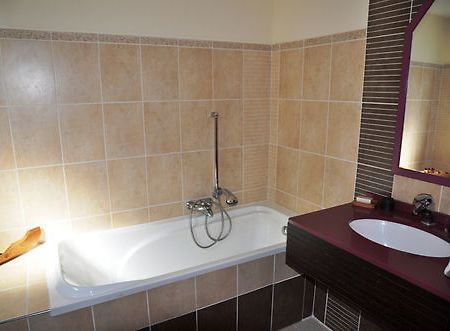 La Villa Saint Pierre Hotel Dış mekan fotoğraf